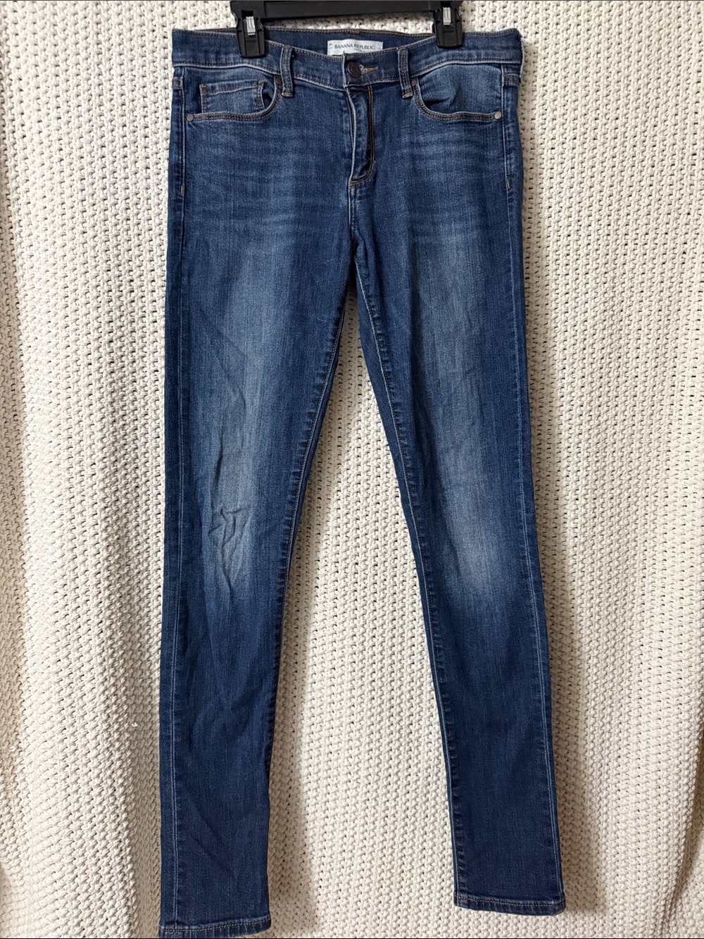 Banana Republic Factory Women's Skinny Jeans in Medium Blue Wash